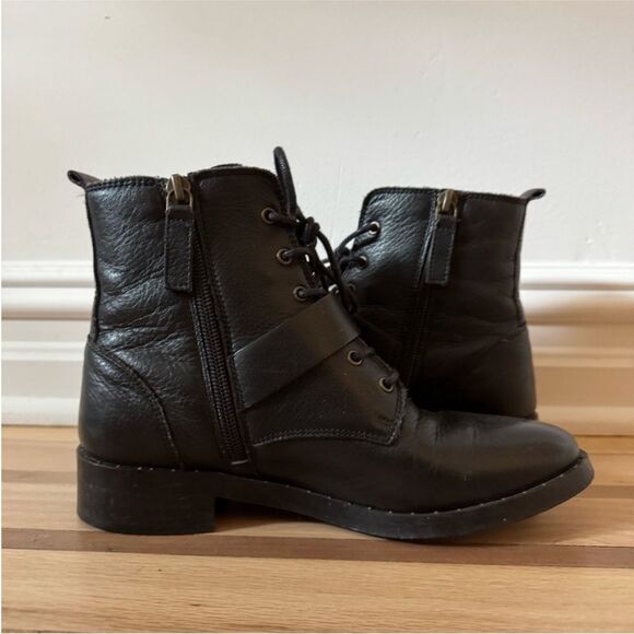 Sezane Laetitia Ankle Leather Boots - Picture 7 of 8